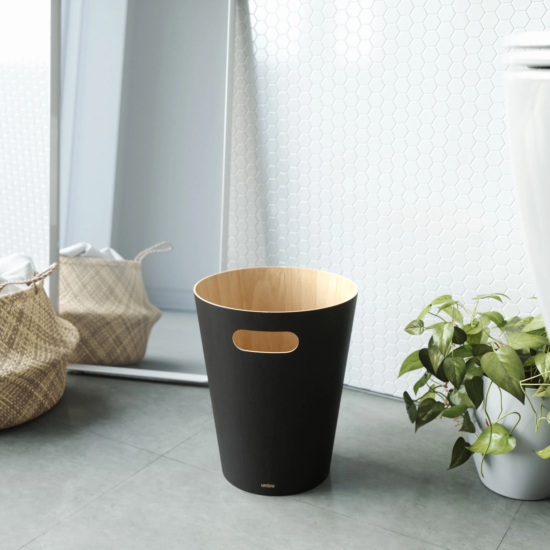 UMBRA Woodrow Trash Can - Image 2