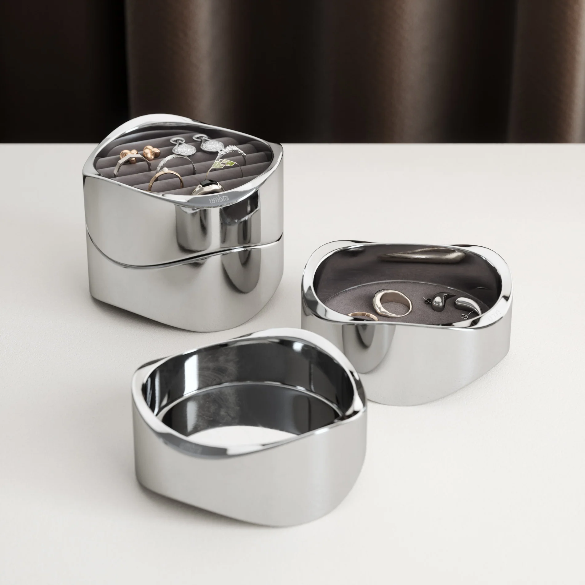 UMBRA Wavy Jewelry Organizer — Box - Image 3