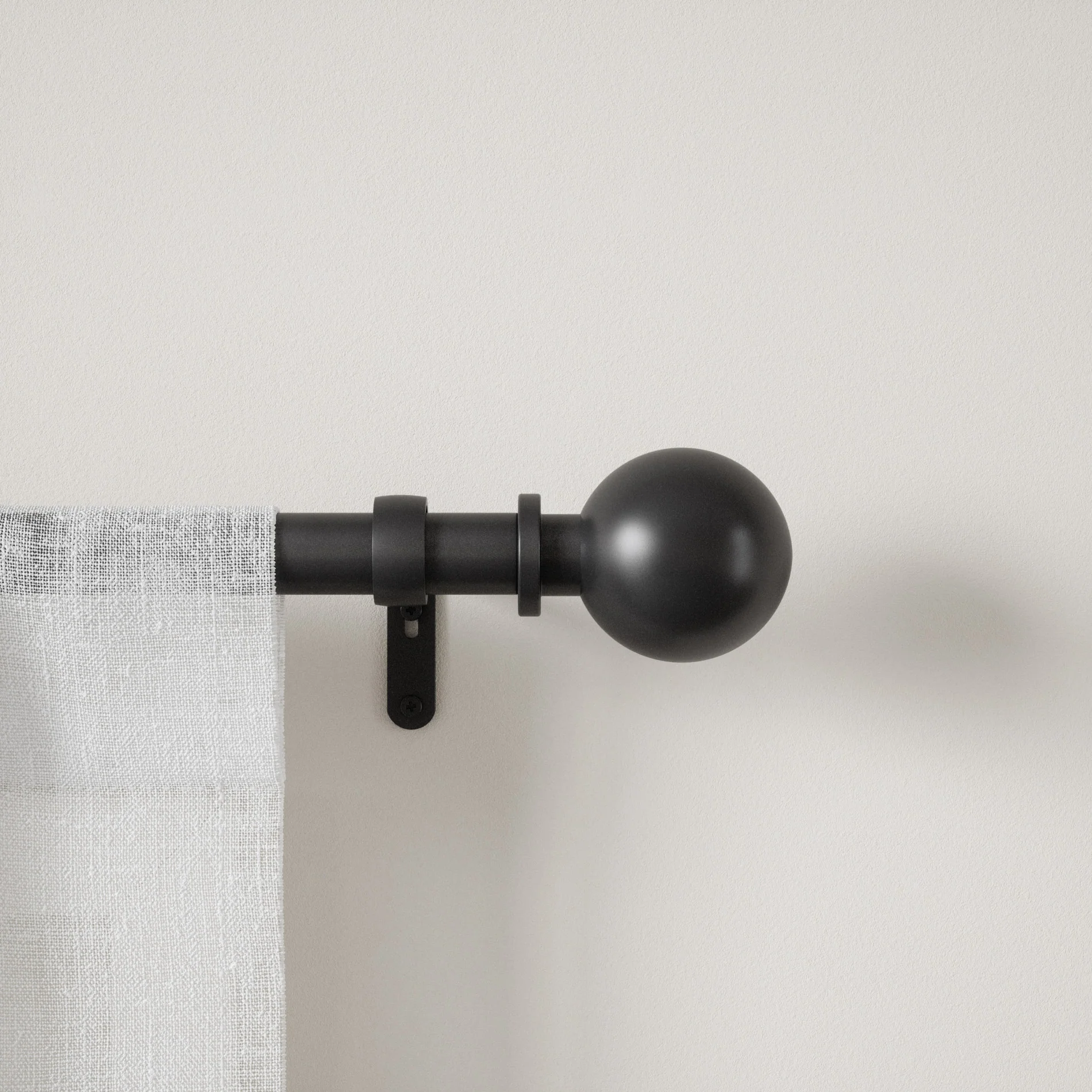 UMBRA Bolas Curtain Rod — Ball - Image 2
